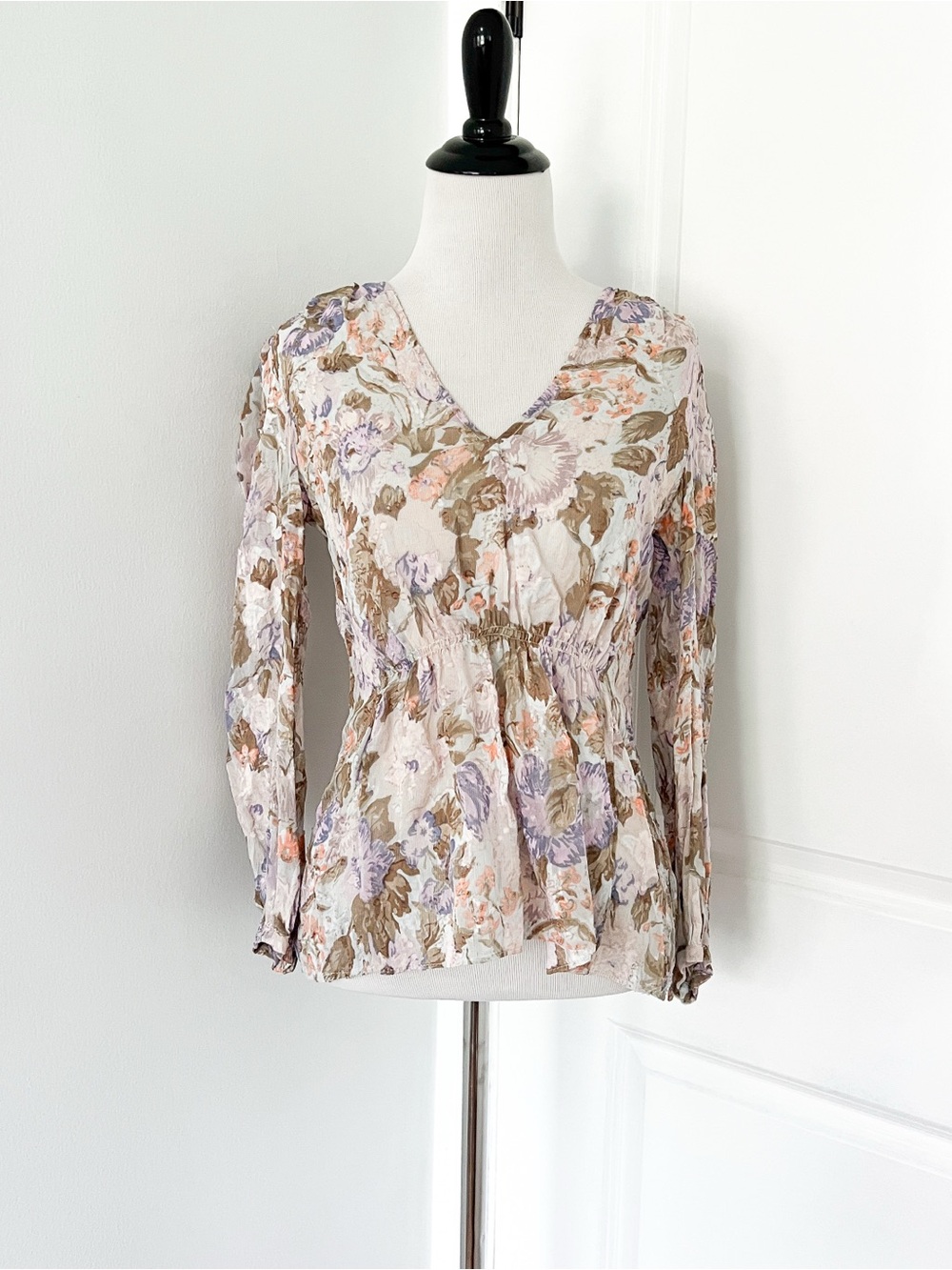 Rebecca Taylor Semi Sheer Silk Cream Floral V-Neck Peplum Blouse - Size 0